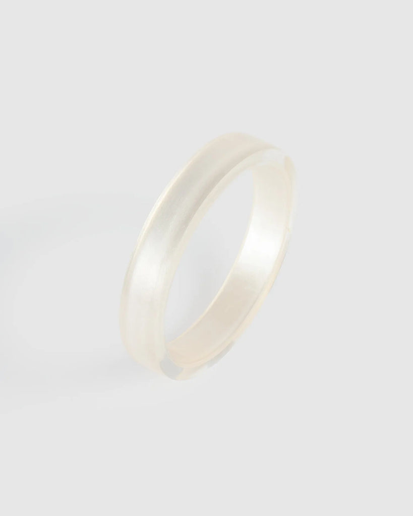 alembika-minimalist-bangle-armreif-frost image 1