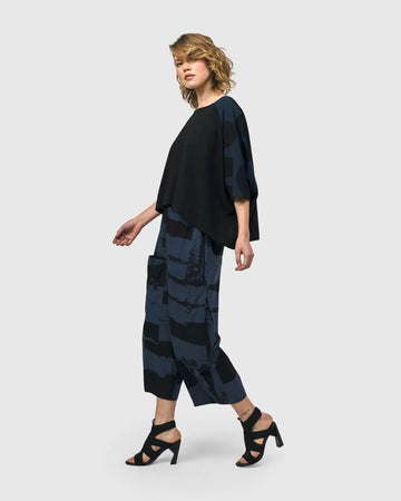 alembika-urban-centro-cropped-tee-navy image 4