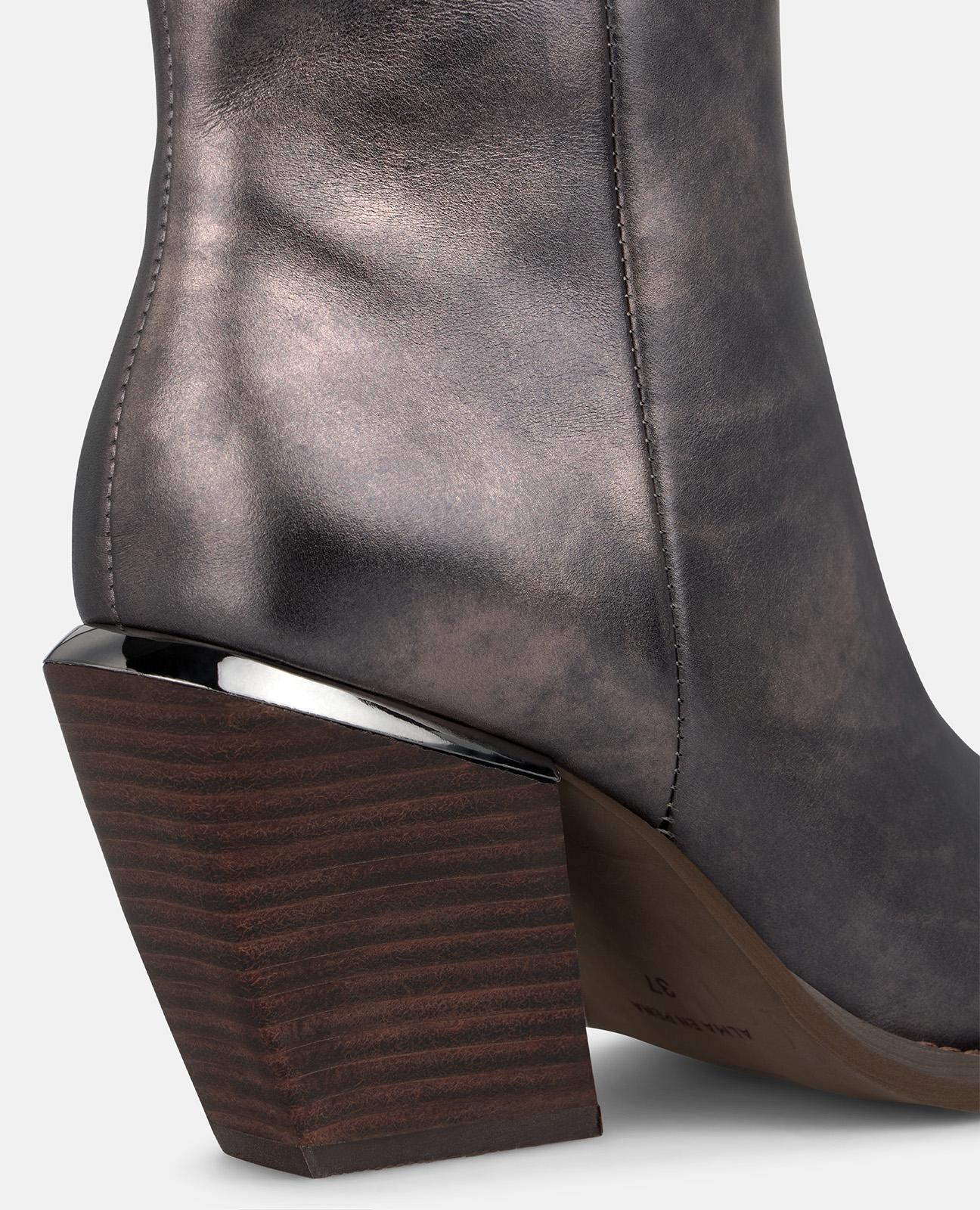 alma-en-pena-metallic-leder-stiefeletten-silber-8-cm image 4