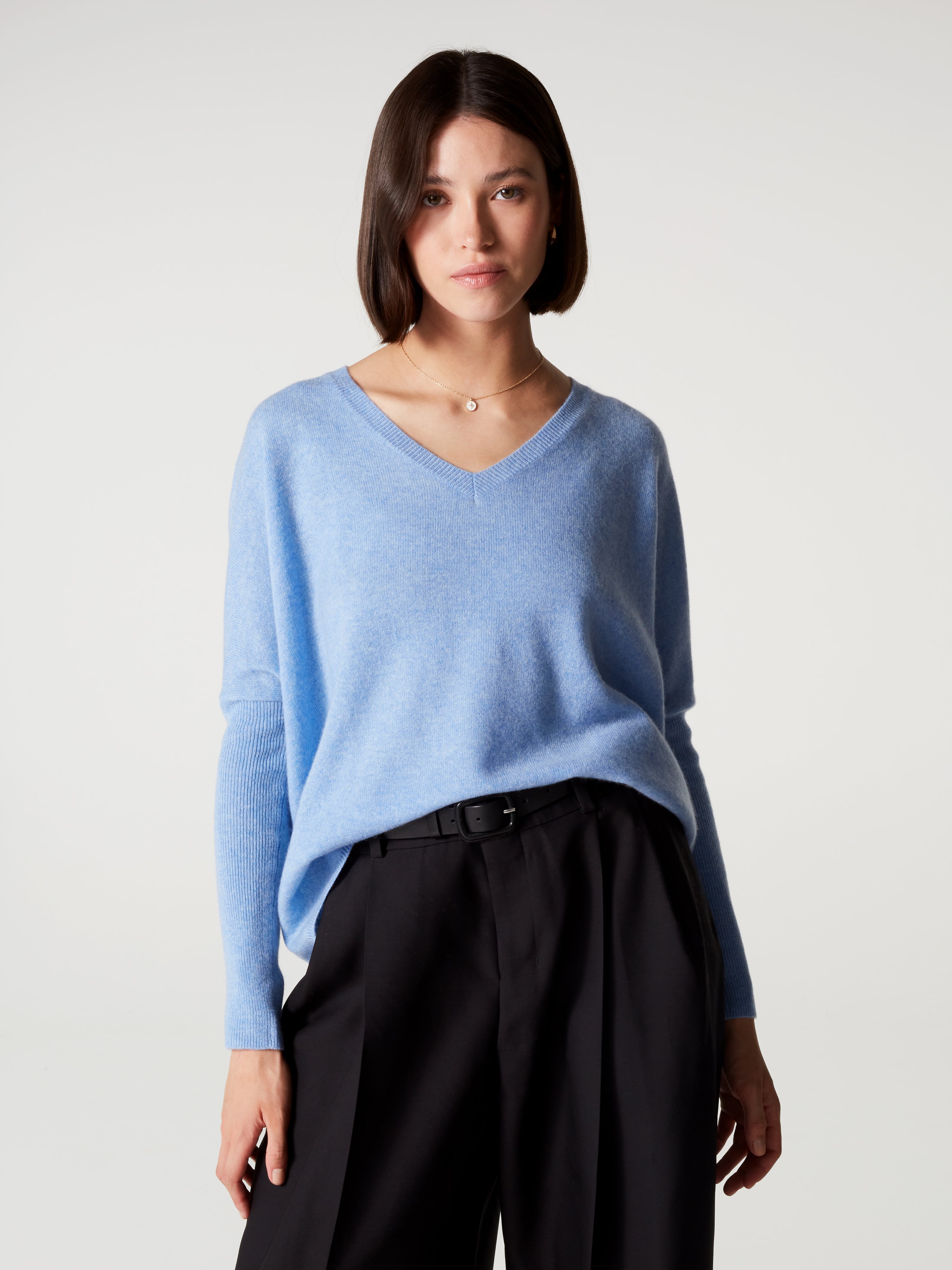 absolut-camille-pull-poncho-mit-v-ausschnitt-aus-100-kaschmir-chambray-blue image 2