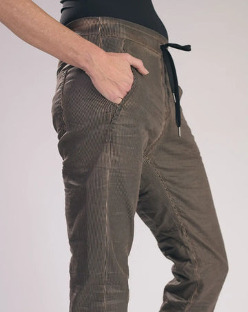 alembika-pinstripe-iconic-stretch-jeans-brown-mid-rise-jeans image 5