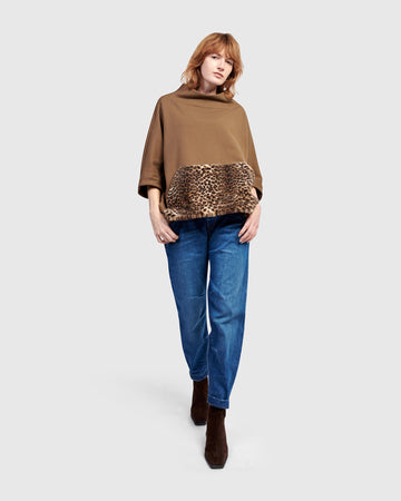 alembika-urban-muff-pullover-camel image 6