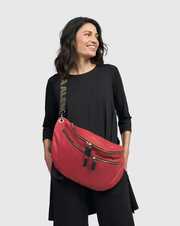 alembika-on-the-go-large-sling-bag-vermillion-umh-ngetasche image 3