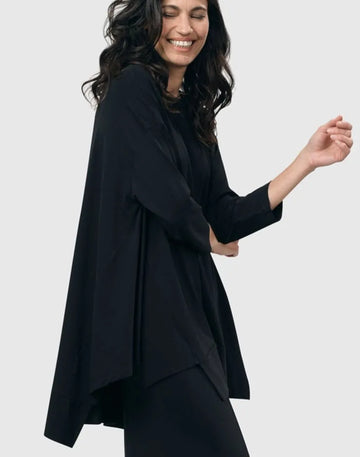 alembika-essential-oversized-trapeze-top-tunika-schwarz image 8