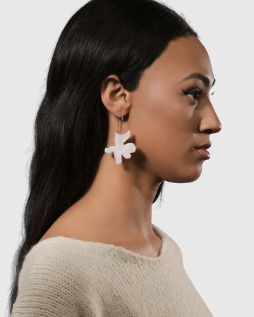 alembika-lotus-dangle-earrings-ohrh-nger-oat image 5