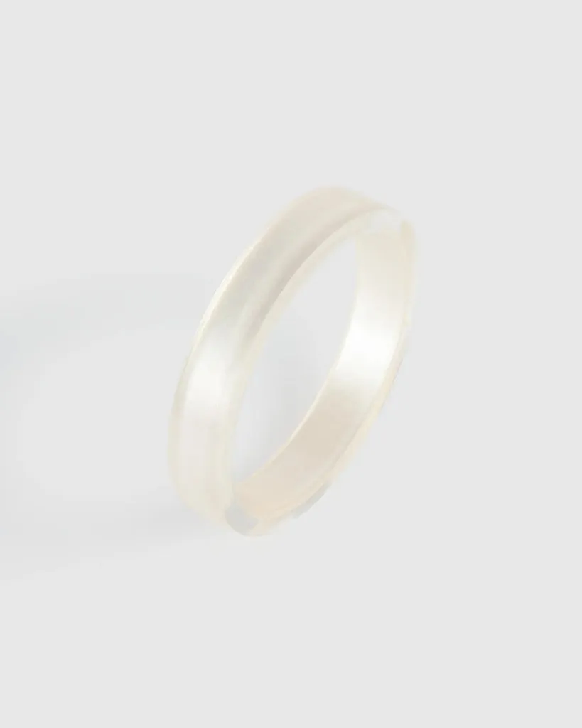 alembika-minimalist-bangle-armreif-frost image 1