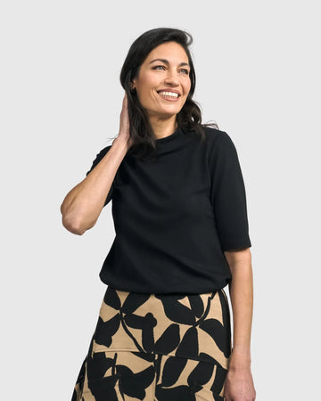 alembika-essential-crew-tee-damen-shirt-schwarz image 8