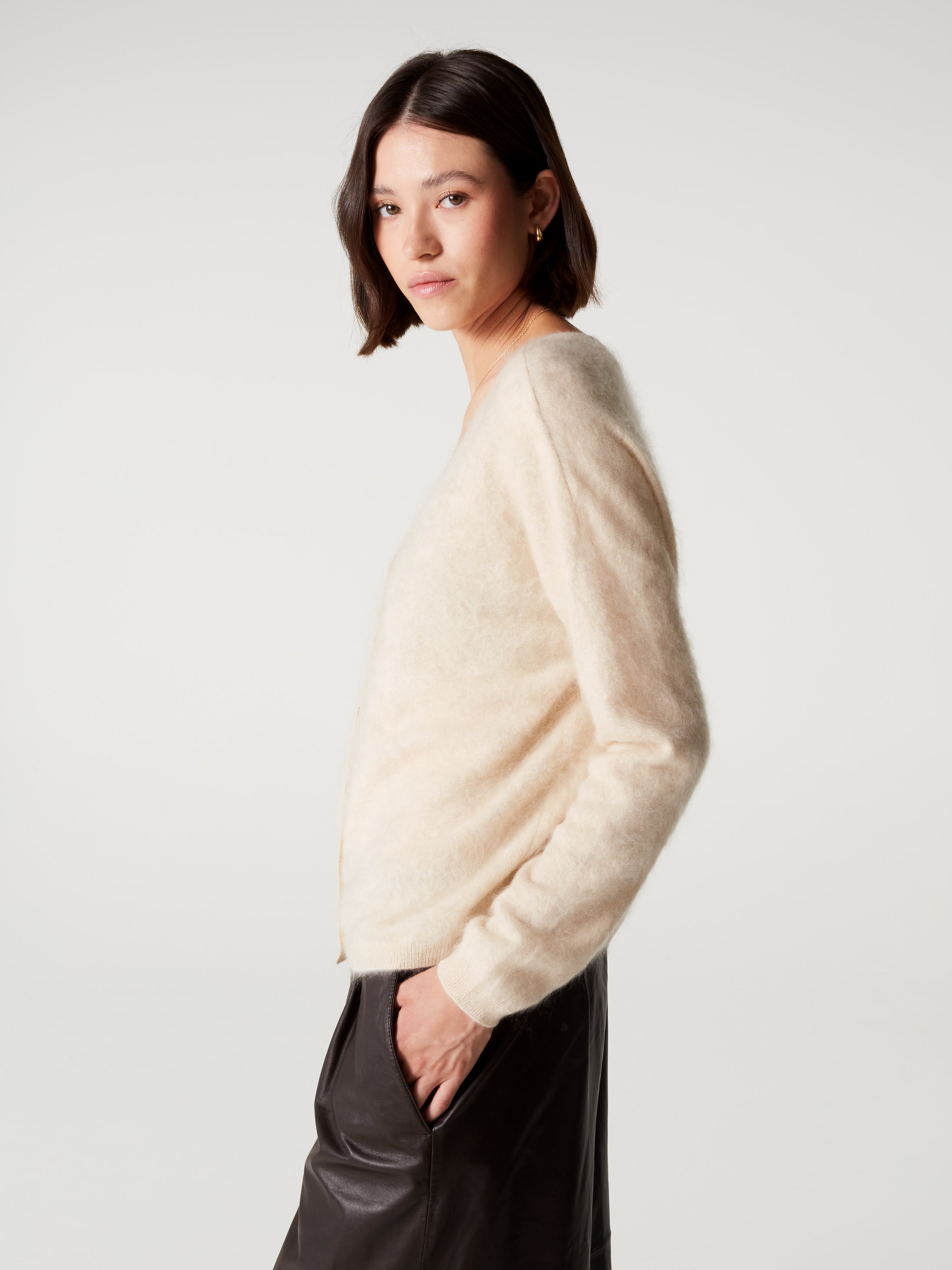 absolut-debora-cardigan-aus-geb-rstetem-kaschmir-f-r-damen-oversize-hellbeige image 3