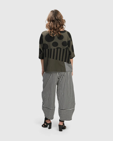 alembika-urban-chihiro-boxy-tee-khaki-damen-shirt image 8
