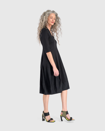alembika-tekbika-ines-cocoon-kleid-schwarz image 5