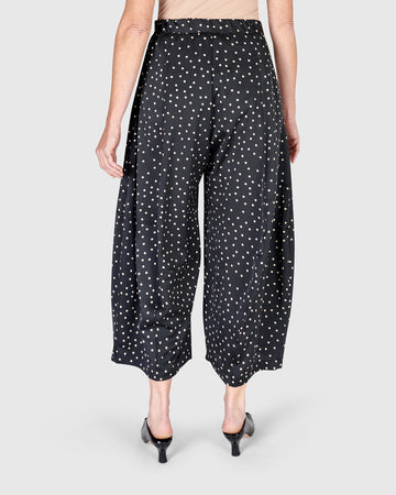 alembika-isley-lantern-hose-polka-dots image 5