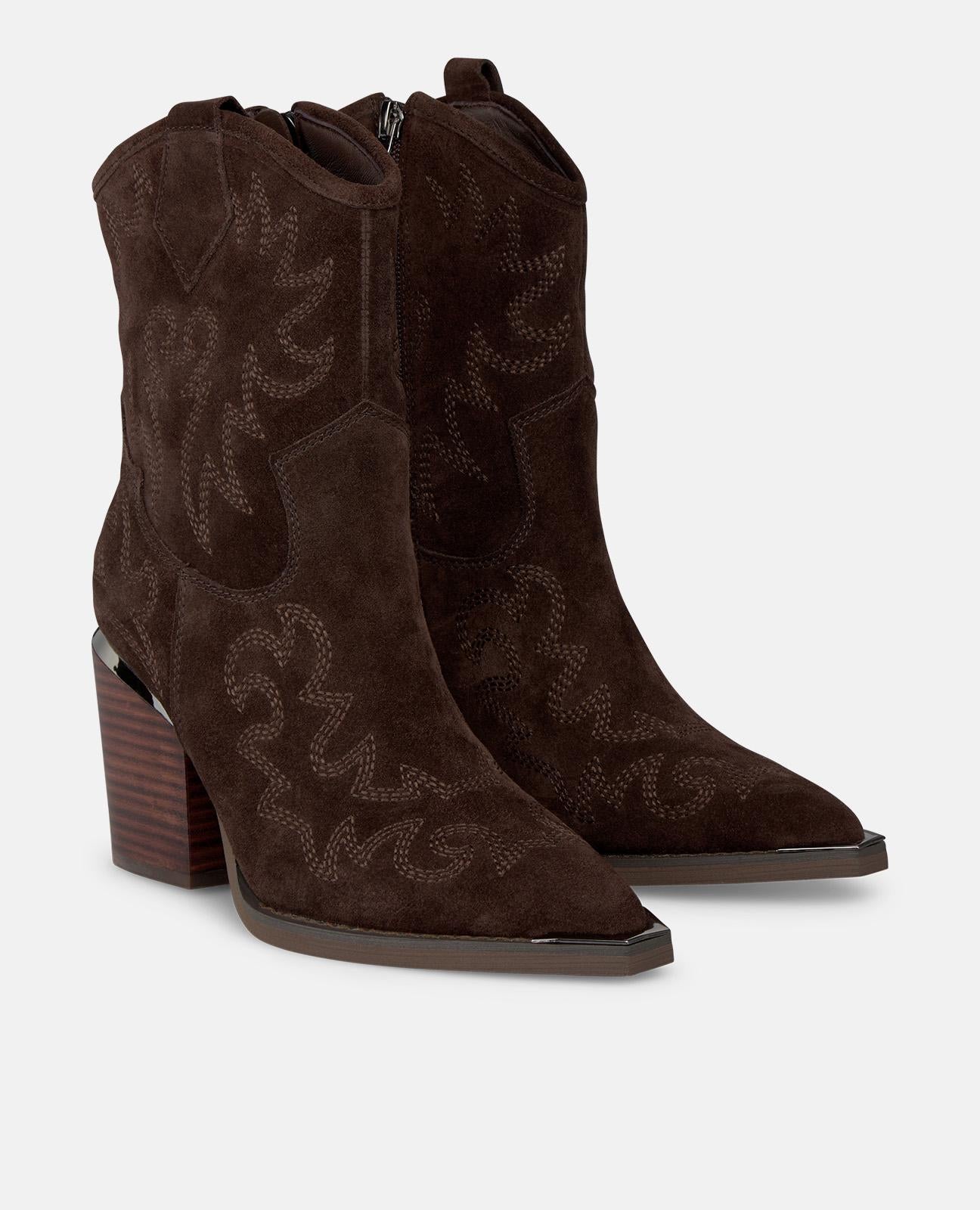 alma-en-pena-embroidered-heeled-ankle-boot-stiefeletten-braun-spitze-7-cm-cowboy image 2