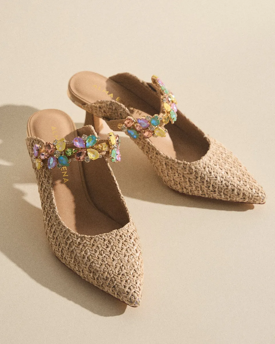 alma-en-pena-slingpumps-bast-beige-mit-strass-6-2-cm image 1