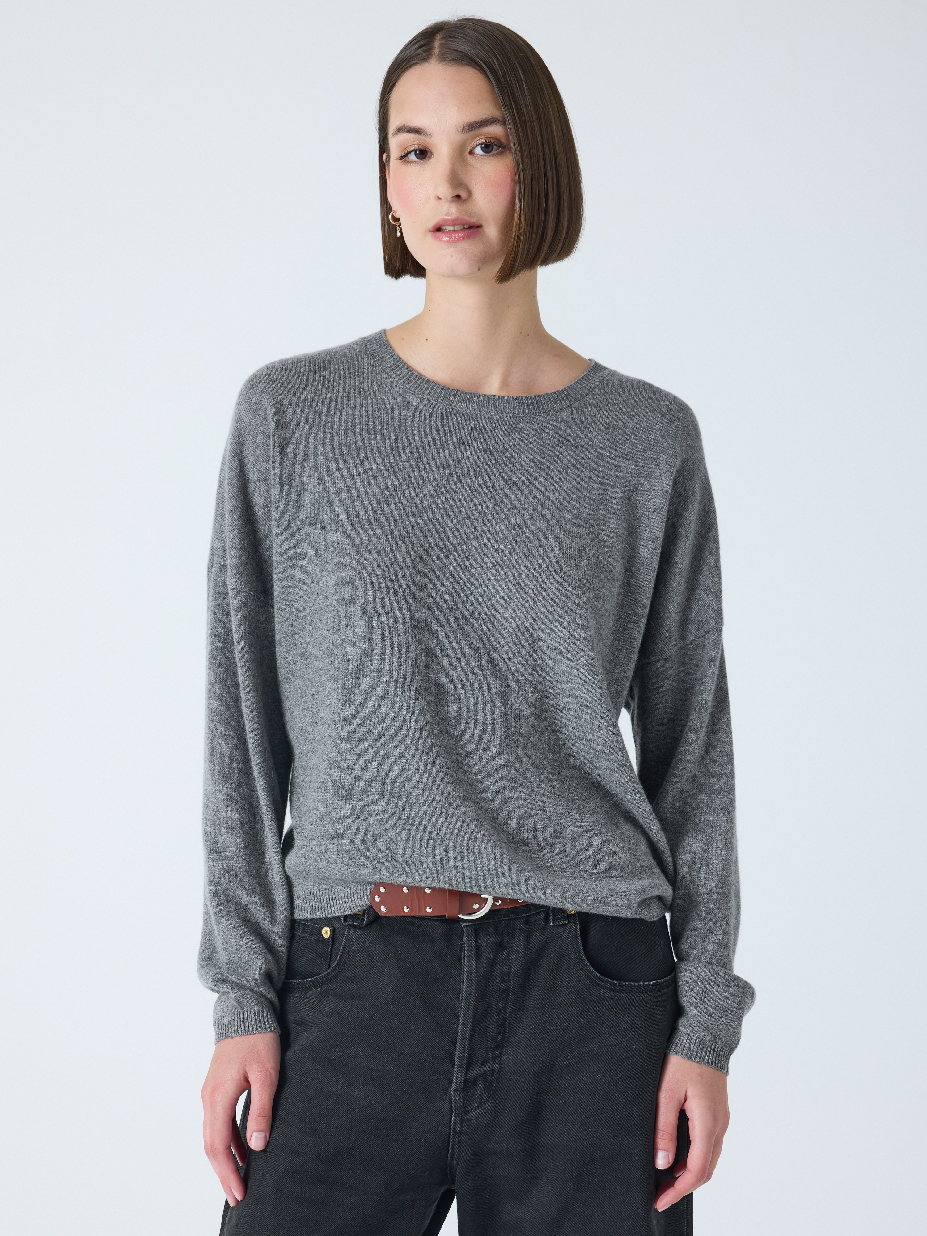 absolut-kaira-rundhals-pullover-damen-aus-100-kaschmir-dunkelgrau image 1