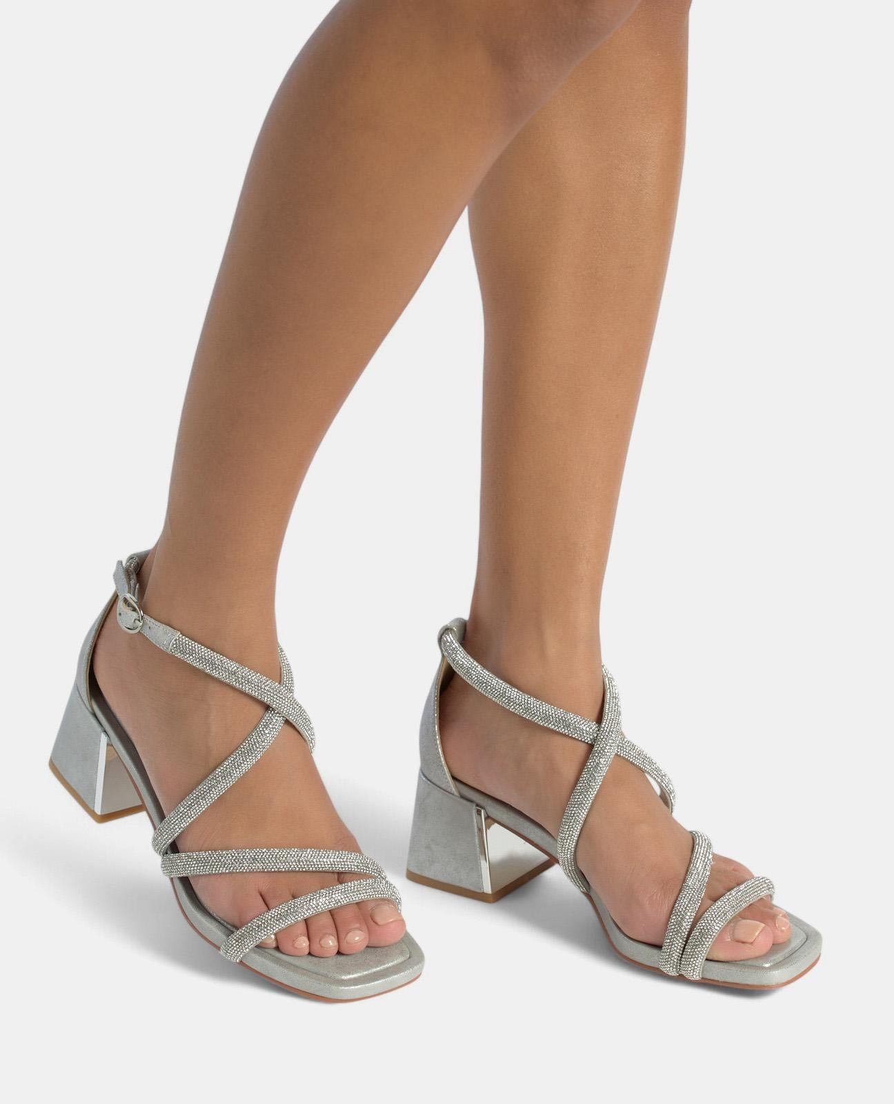 alma-en-pena-riemchen-sandalette-strass-gekreuzt-6-cm-absatz-silber image 4