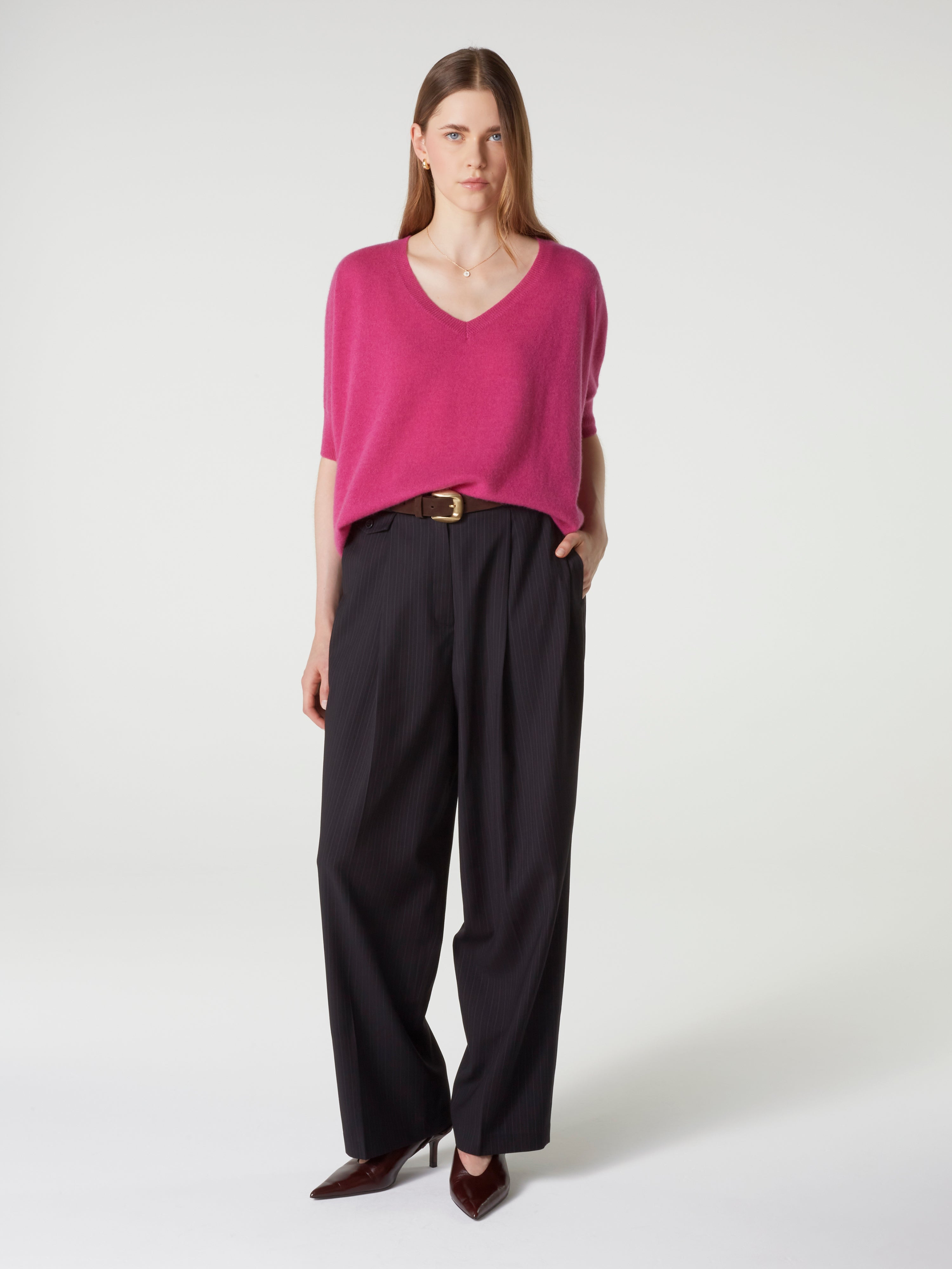 absolut-kate-damen-kaschmir-poncho-pullover-v-ausschnitt-himbeer-melange image 2