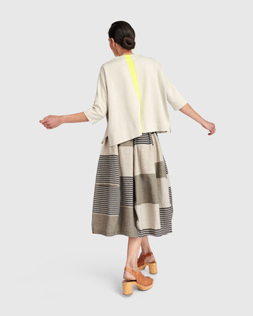 alembika-urban-boxy-top-cream-boxy-top-mit-stehkragen-und-kontraststreifen image 7