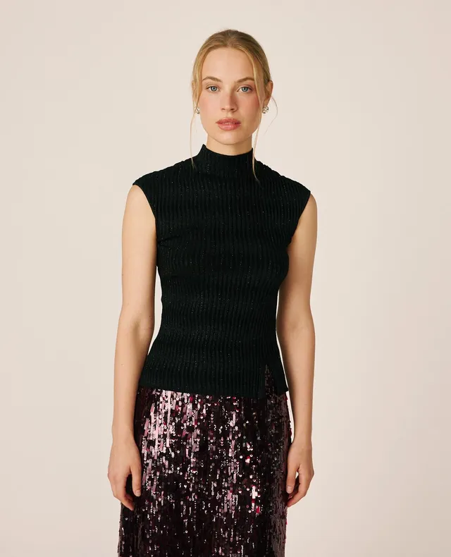 alma-en-pena-rmelloses-top-schwarz-rippstrick-top-mit-schlitz image 1