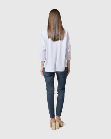 alembika-hip-to-be-square-top-white-baumwoll-shirt image 4