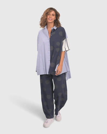 alembika-tao-trapeze-bluse-navy-mit-knopfleiste image 6