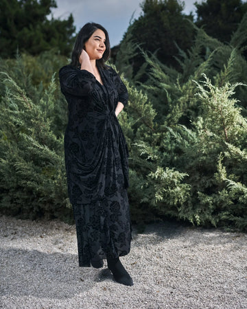 alembika-lace-draped-tie-front-jacke-schwarz-spitzen-jacke-mit-bindeg-rtel image 5