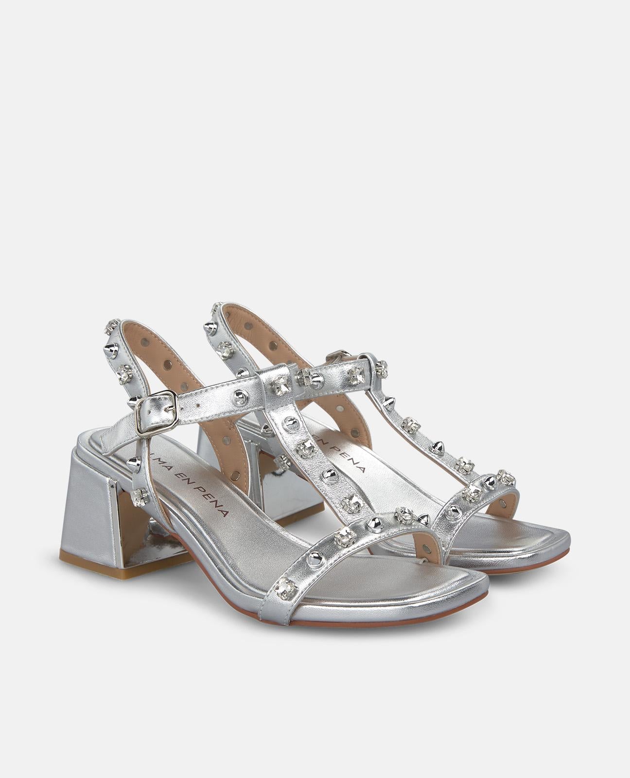 alma-en-pena-metallic-sandale-mit-strass-silber-6-cm-absatz image 2