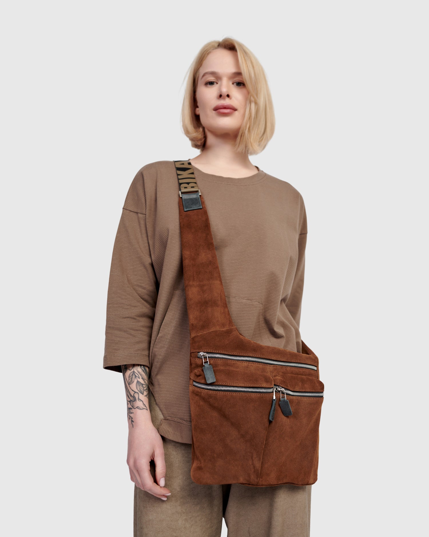 alembika-nomad-crossbody-bag-tasche-maple image 4