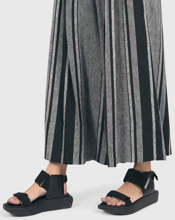 alembika-melange-palazzo-crop-pants-stripe-leinen-culotte-gestreift image 5
