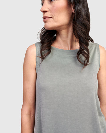 alembika-essential-cutaway-tank-top-saladine image 6