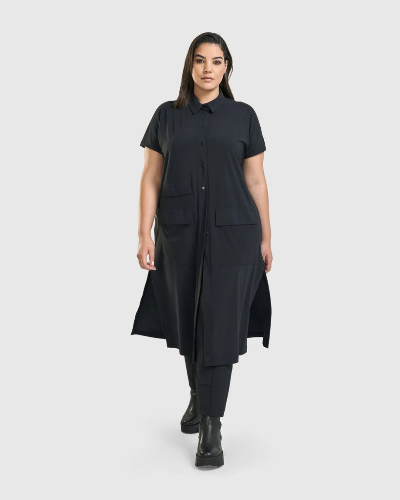 alembika-matrix-kurzarm-duster-schwarz-midilange-layer-jacke image 1