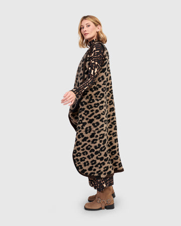 alembika-savage-cozy-draped-weste-leopard-strickweste-lang image 4