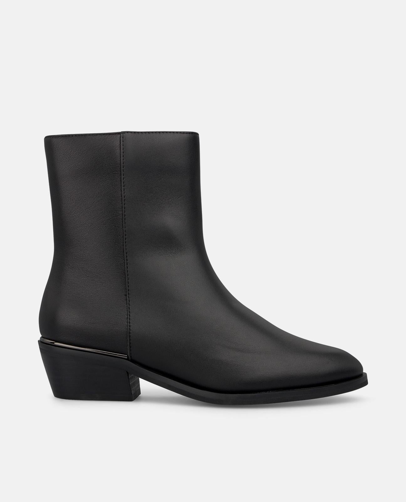alma-en-pena-flache-stiefelette-spitz-schwarz image 1