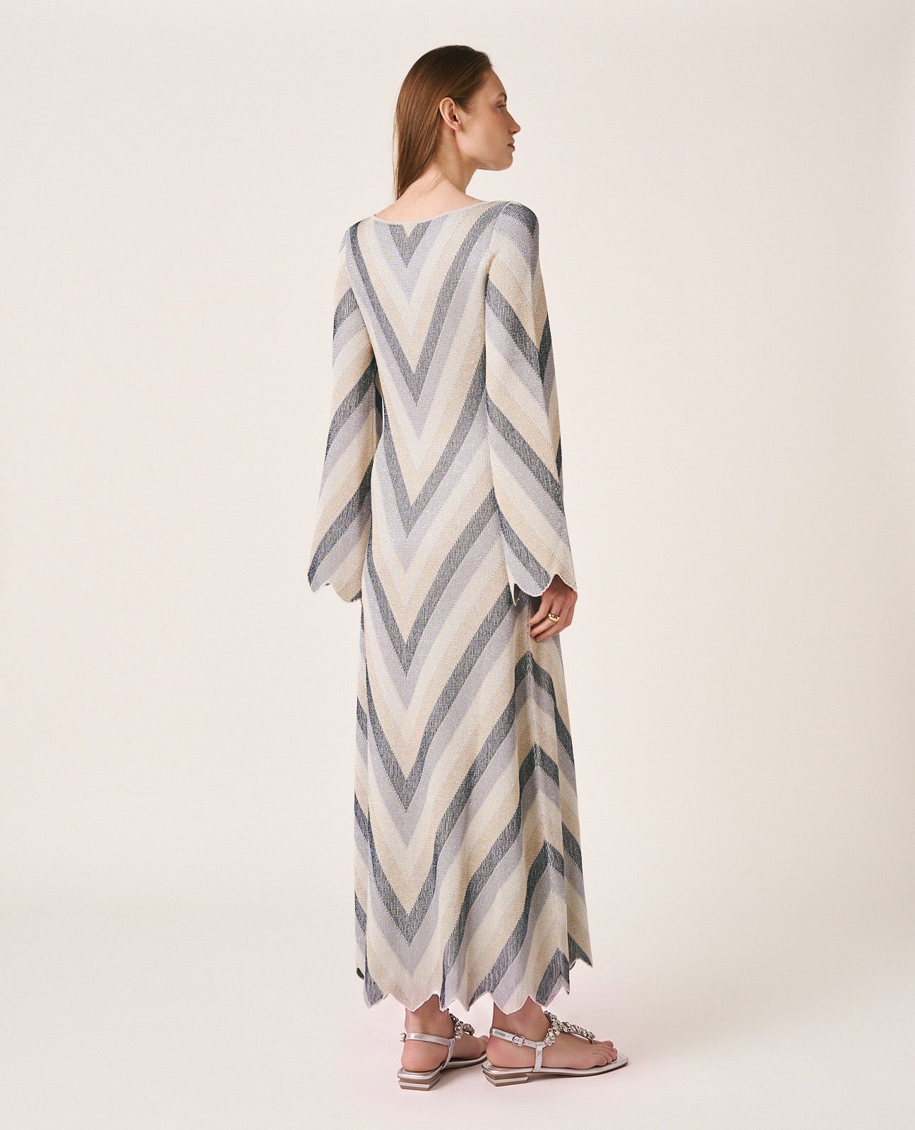 alma-en-pena-maxi-knit-dress-maxi-strickkleid-geometrie-print image 6