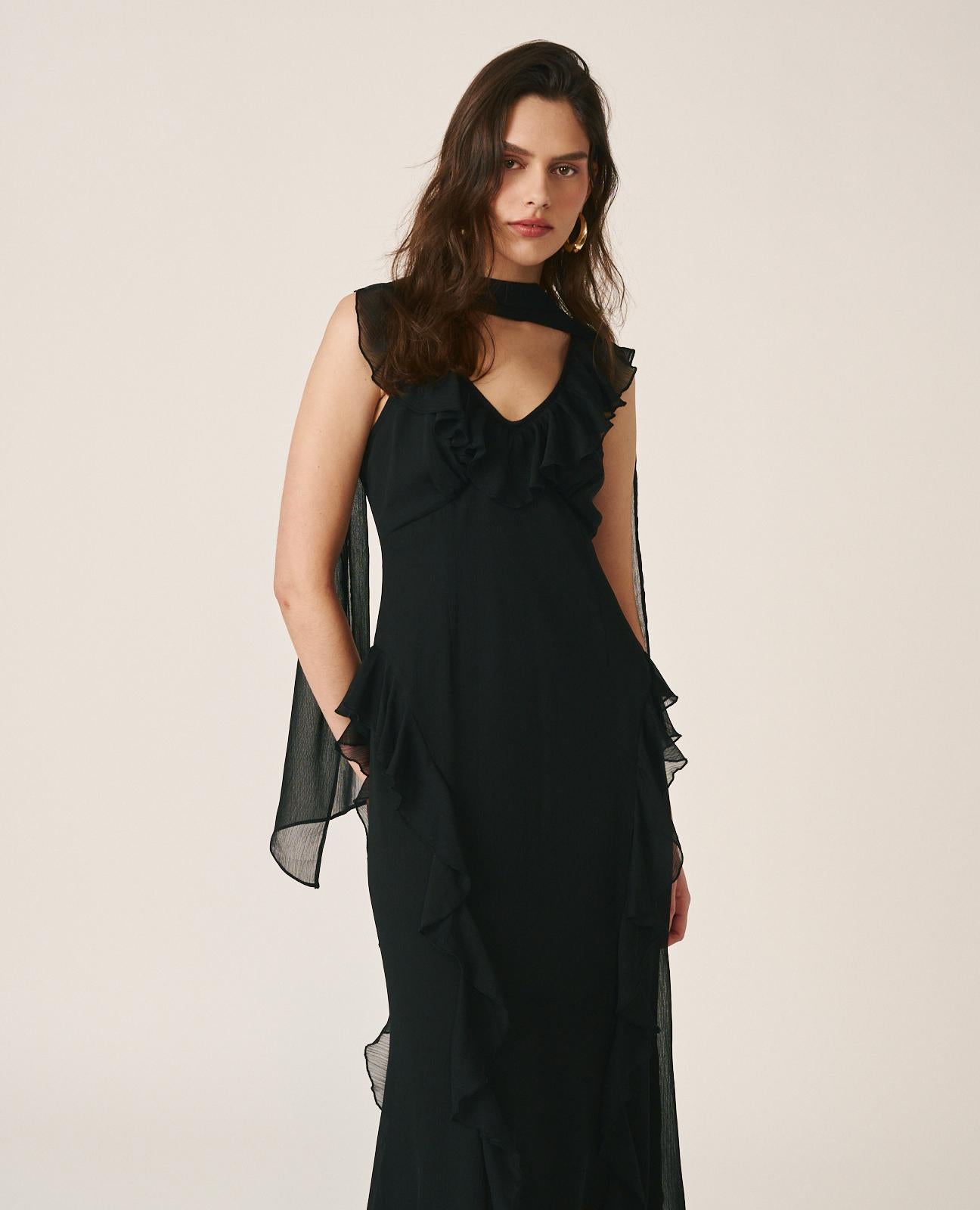 alma-en-pena-maxikleid-mit-r-schen-schwarz-inkl-tuch image 2