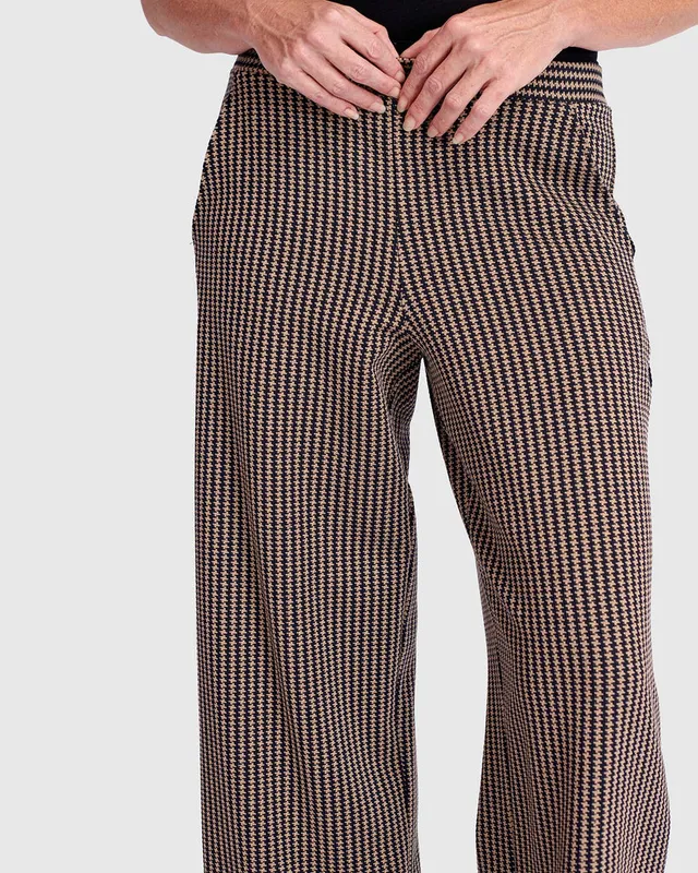 alembika-park-straight-hose-chocolate image 1