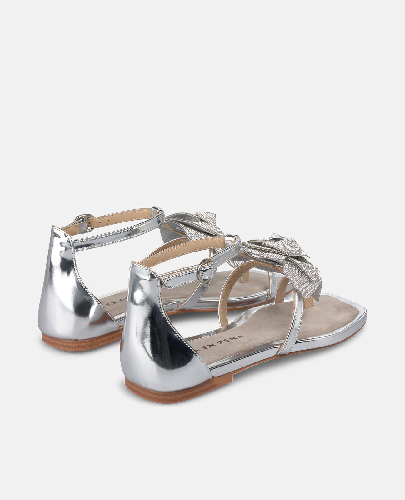 alma-en-pena-flower-flache-sandalen-1-cm-silber-eckig image 3