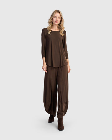 alembika-essential-slinky-crew-top-sepia image 2