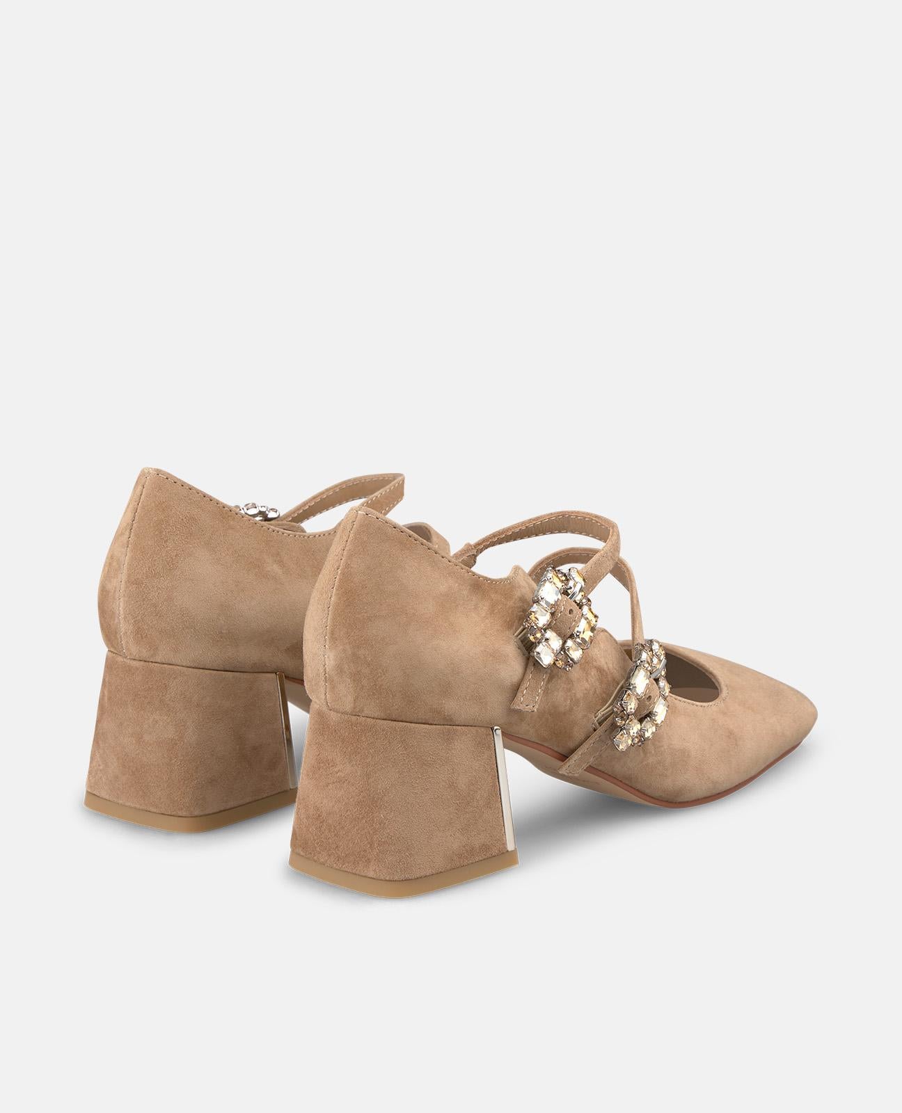 alma-en-pena-shoe-with-buckles-pumps-camel-mit-schmuckschnallen-6-cm image 3