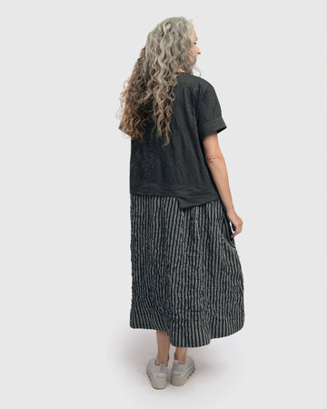 alembika-urban-pinstripe-crinkle-maxi-dress-silber-schwarz image 6