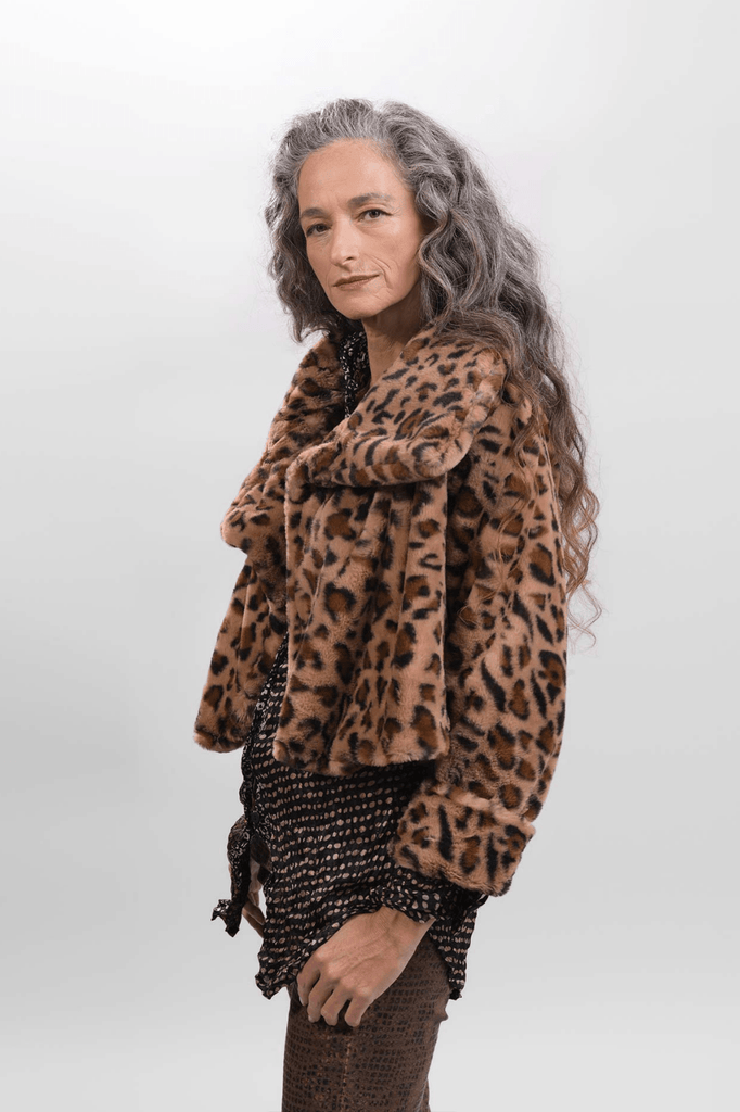 alembika-etosha-crop-jacke-cheetah-kunstfell-bolero-jacke image 1