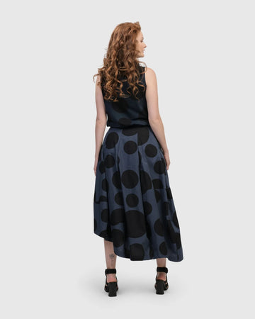 alembika-urban-astrid-balloon-skirt-navy-midi-rock image 8