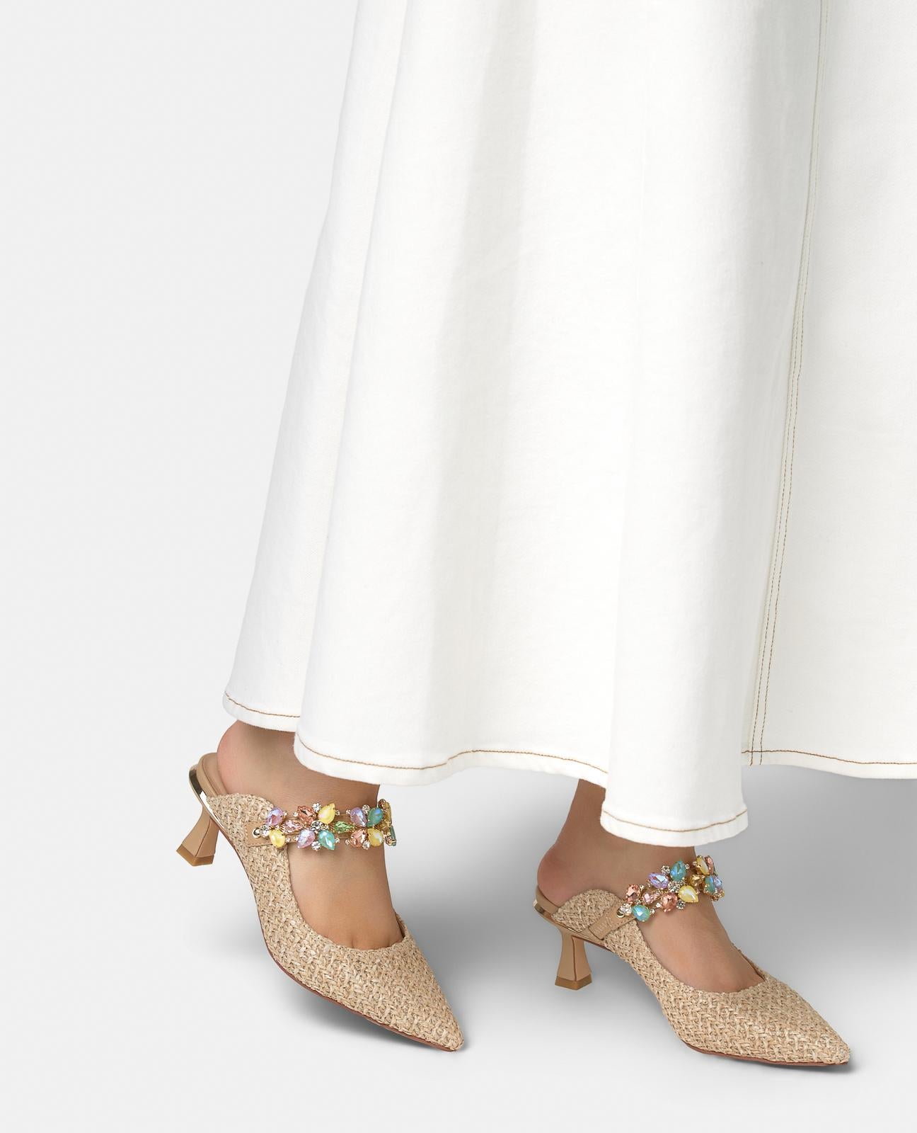 alma-en-pena-slingpumps-bast-beige-mit-strass-6-2-cm image 6