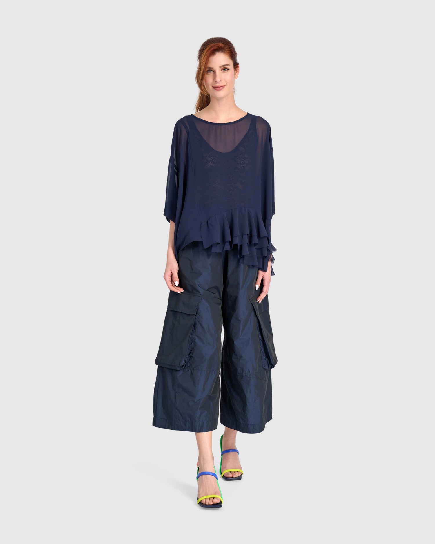 alembika-veiled-chiffon-top-ink-boxy-mit-slip image 3