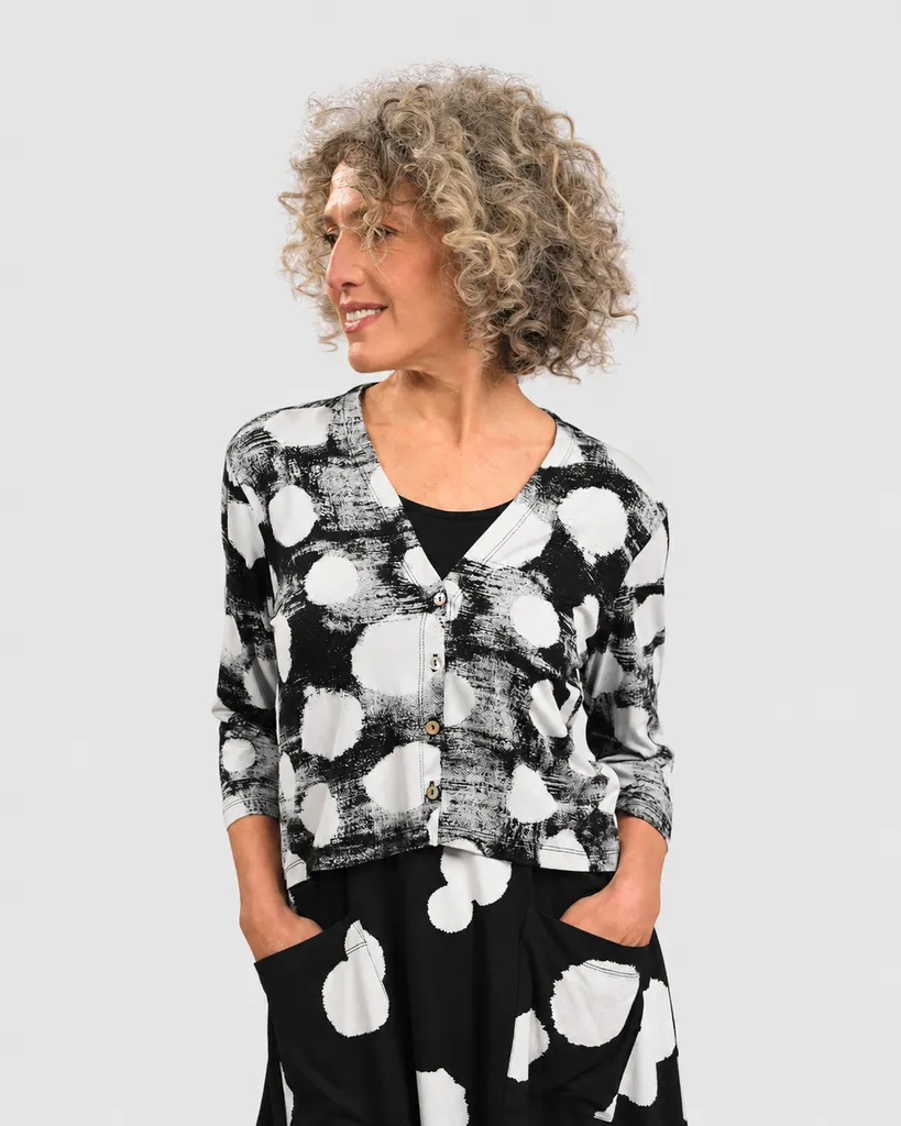 alembika-cloud-crop-cardigan-schwarz-sj108b image 1