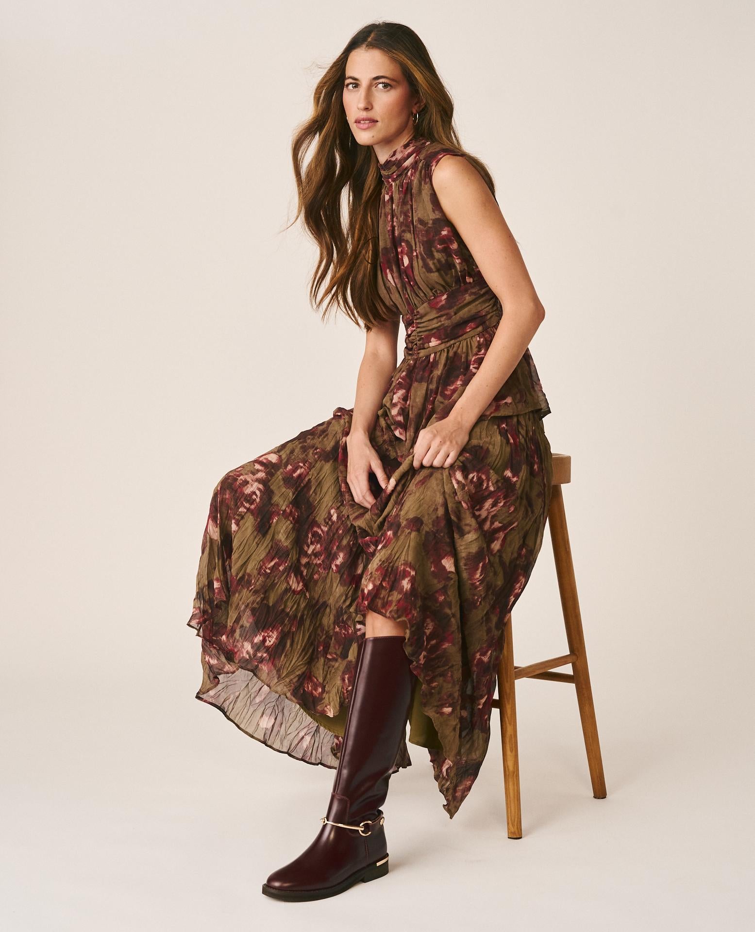 alma-en-pena-printed-sleeveless-blouse-rmellose-bluse-khaki-print-peplum image 4