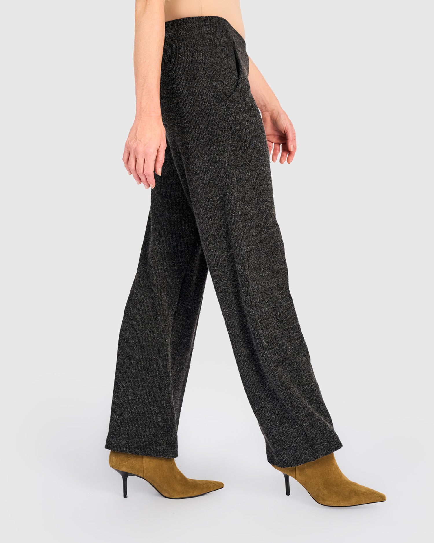 alembika-urban-marl-knit-straight-pants-shadow-gerade-fleece-hose image 4