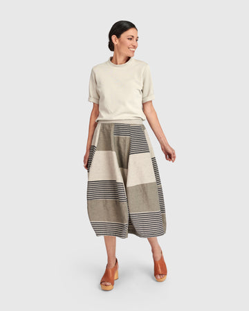 alembika-urban-staple-elevated-t-shirt-creme image 3