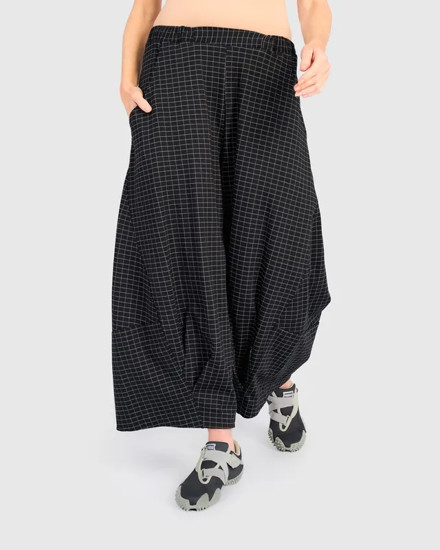 alembika-urban-skog-oversized-pants-graphite-grid image 1
