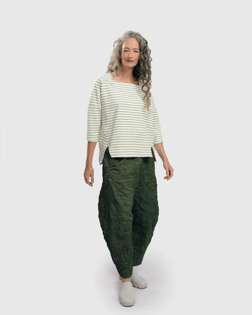 alembika-urban-pinstripe-crinkle-lantern-pants-forest-black image 7
