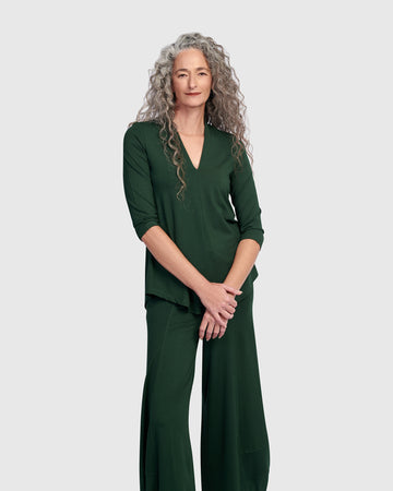 alembika-essential-v-neck-top-jungle-3-4-arm image 7